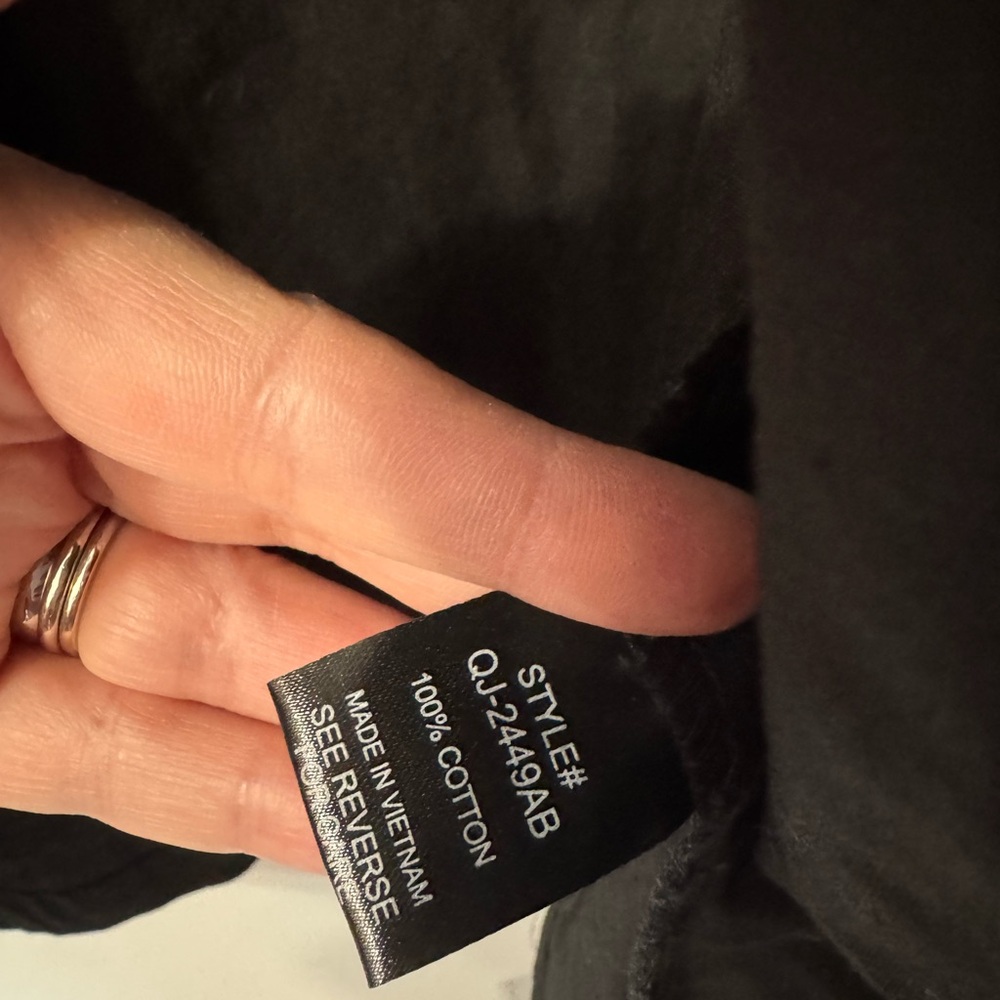 Zenana Outfitters Black Hooded Vest - READ FULL DESCRIPTION - Picture 7 of 9